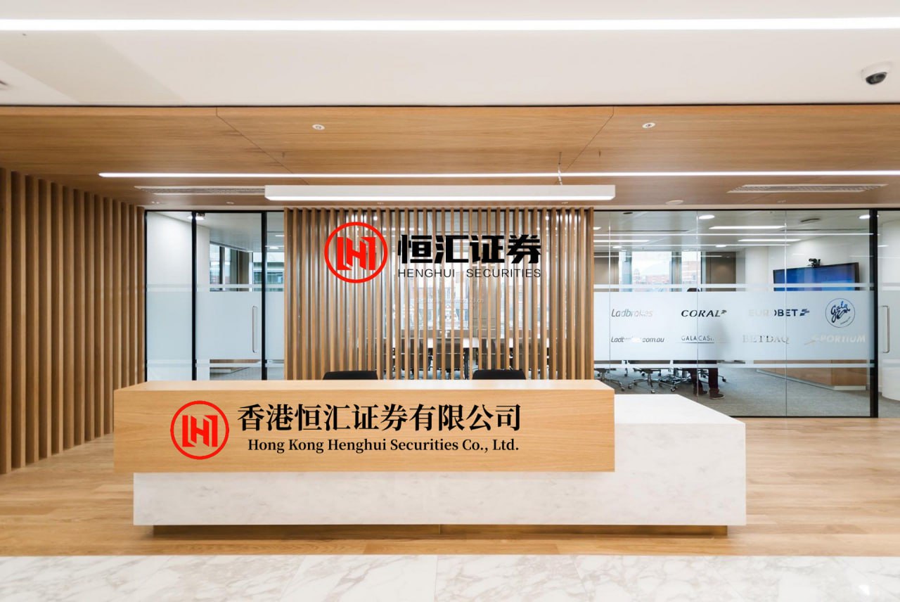智选股配资平台 从虎头帽到虎头包丨新民随笔